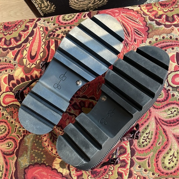 Platform double-strap Mary Janes - Picture 9 of 9